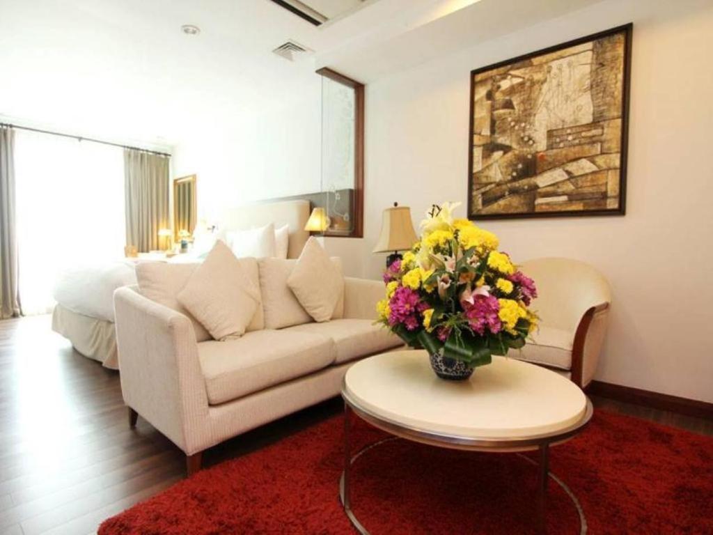 Plaza Sutera Biru Hotel Kuala Belait Ngoại thất bức ảnh